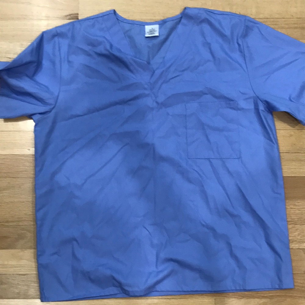 Scrub top
